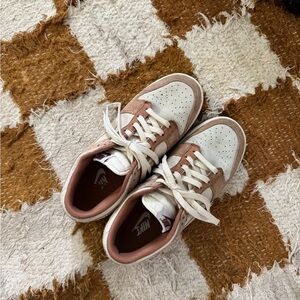 Nike Dunk Low Medium Curry